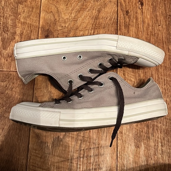 Converse - Picture 6 of 9